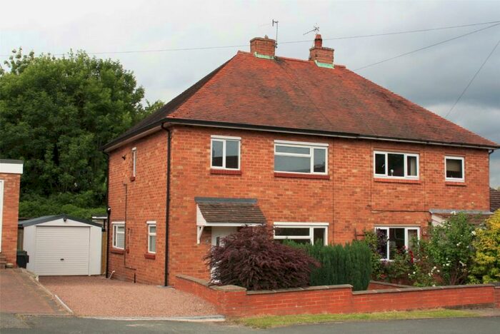 3 Bedroom Semi-Detached House To Rent In Housman Close, Charford, Bromsgrove, B60
