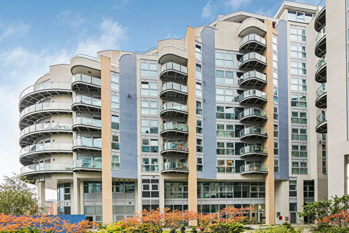 1 Bedroom Property To Rent In Bridges Court Road, London, SW11