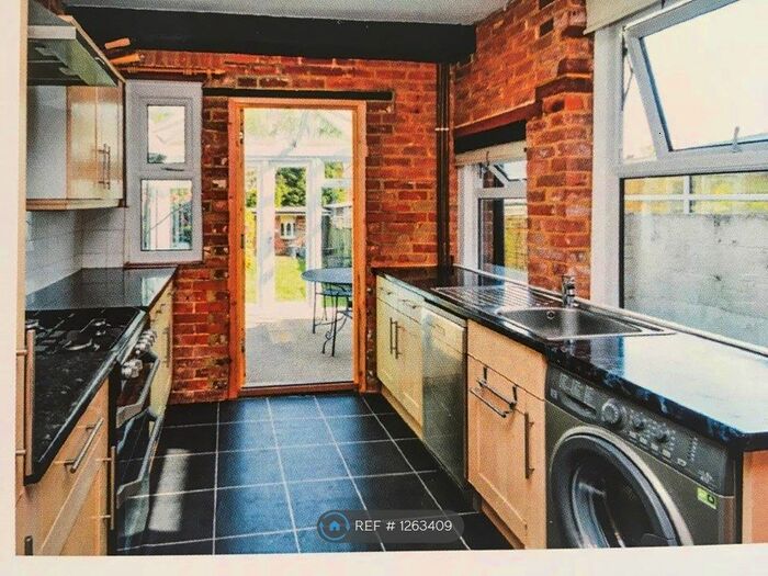 4 Bedroom Terraced House To Rent In Beaconsfield Road, Canterbury CT2