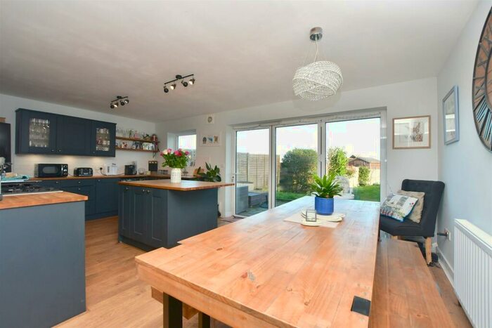 3 Bedroom Terraced House For Sale In Tunstall Road, Bredgar, Sittingbourne, Kent, ME9