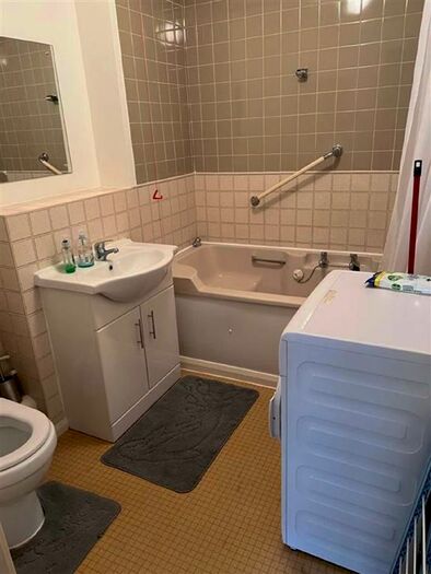 1 Bedroom Flat To Rent In Ainsley Close, Edmonton, London N9