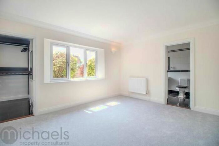 5 Bedroom Detached Bungalow To Rent In Great Tey Road, Little Tey, Colchester, CO6