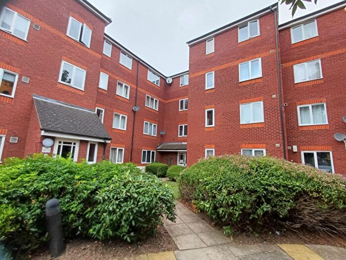 2 Bedroom Apartment To Rent In Harlinger Street, London, SE18