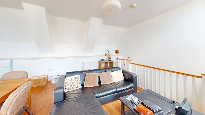 2 Bedroom Flat To Rent In Jack Dimmer Close, Dove House, SW16