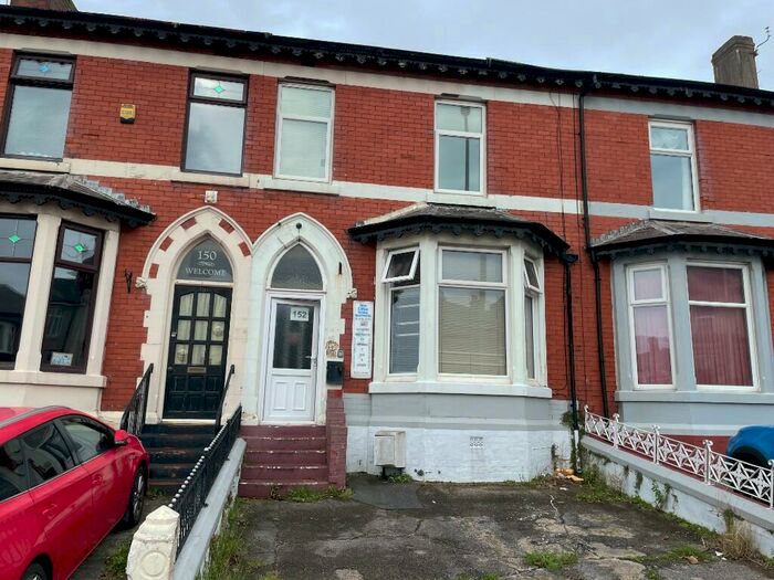 3 Bedroom Terraced House For Sale In Albert Road, Blackpool, Lancashire, FY1