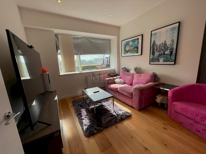 1 Bedroom Flat To Rent In Clayton Road, Hayes, UB3