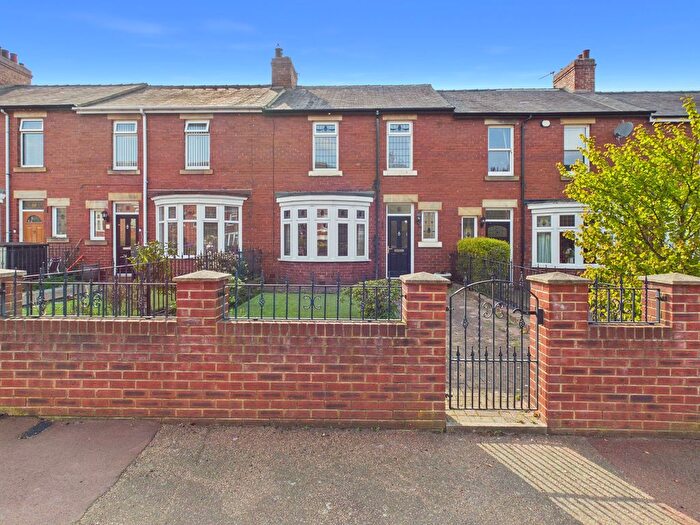 3 Bedroom Terraced House For Sale In Norwood Gardens, Low Fell, NE9