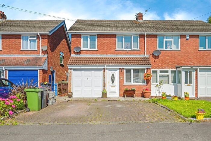 3 Bedroom Semi-Detached House To Rent In Littlewood Lane, Cheslyn Hay, Walsall, WS6