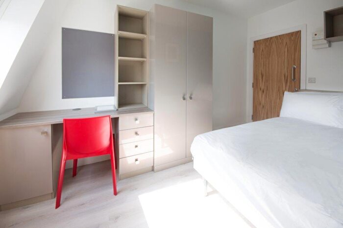 1 Bedroom Terraced House To Rent In Hampshire Terrace, Portsmouth, PO1