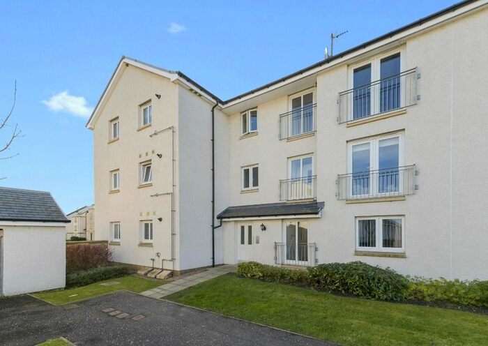 2 Bedroom Flat To Rent In Saw Mill Court, Bonnyrigg, Midlothian, EH19