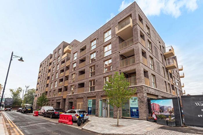 3 Bedroom Apartment To Rent In Maidenhead, Berkshire, SL6