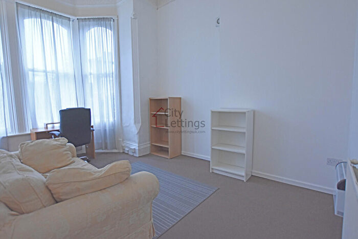 1 Bedroom Flat To Rent In Burns Street Nottingham, NG7