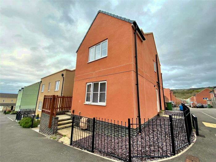 3 Bedroom Detached House For Sale In Newent Road, Cheltenham, Gloucestershire, GL52