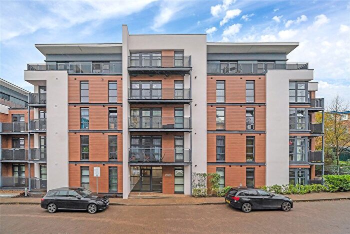 2 Bedroom Flat For Sale In Scott Avenue, Southfields, London, SW15