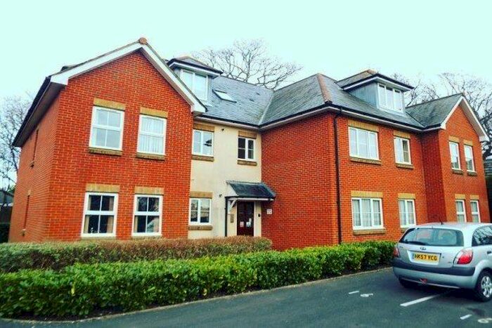 2 Bedroom Flat To Rent In 94A Dean Road, Southampton SO18