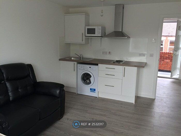 Studio To Rent In Station Road, Gosforth, Newcastle Upon Tyne, NE3