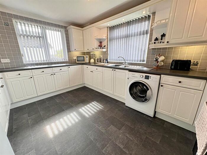 2 Bedroom Detached Bungalow For Sale In Montfort Road, Westham, Pevensey, BN24