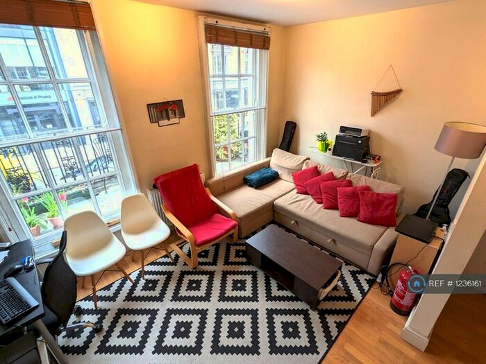 2 Bedroom Flat To Rent In Caledonian Road, London, N1