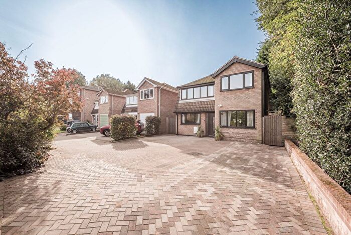 4 Bedroom Detached House For Sale In Woodland Rise, Sutton Coldfield, B73