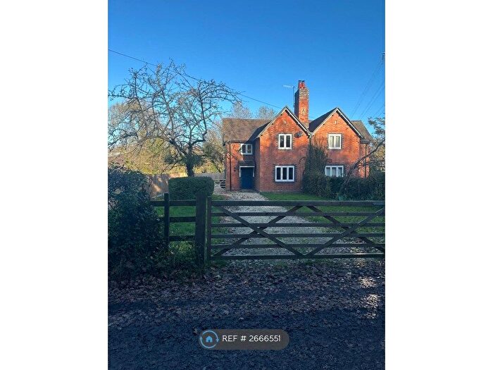 3 Bedroom Semi Detached House To Rent In Swinesherd Cottage, Spetchley, Worcester, WR5