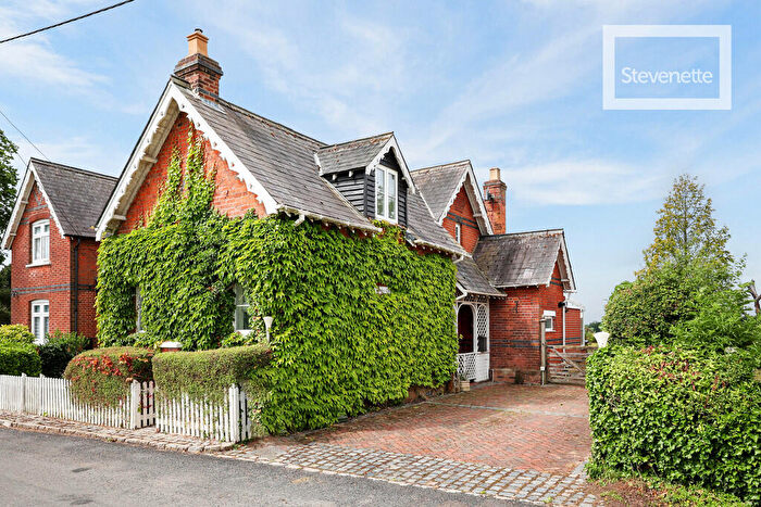 2 Bedroom Semi-Detached House For Sale In Tawney Lane, Stapleford Tawney, RM4