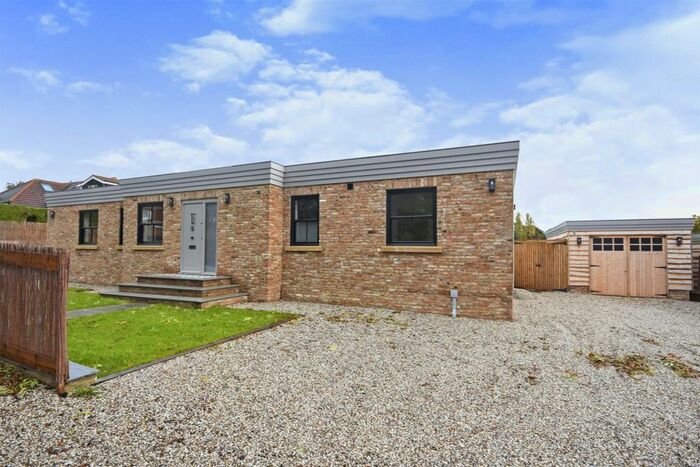4 Bedroom Detached Bungalow For Sale In Goat Hall Lane, Chelmsford, CM2