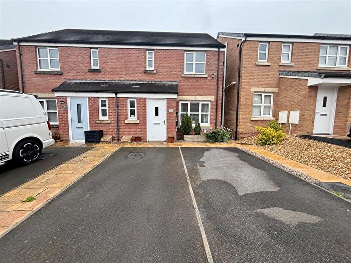 3 Bedroom Semi Detached House For Sale In Dan Y Cwarre, Carway, Kidwelly, SA17