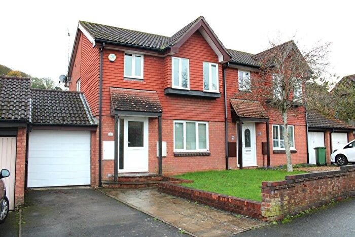 3 Bedroom Semi Detached House To Rent In South Western Yeovil, Somerset, BA20