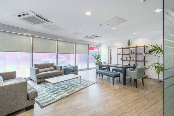 3 Bedroom Flat To Rent In London Road, Barking, IG11