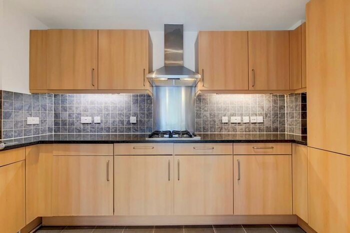 2 Bedroom Flat To Rent In Somerville Point, Rotherhithe, London, SE16