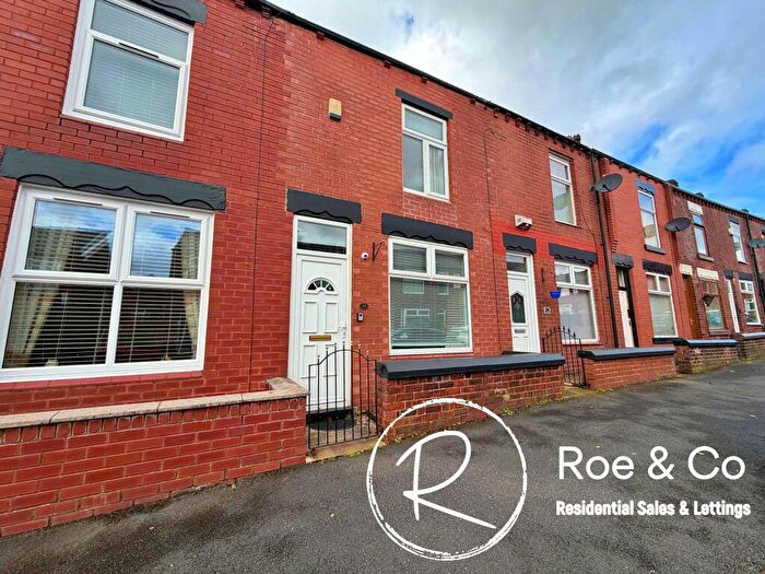 2 Bedroom Terraced House For Sale In Kimberley Road, Bolton, BL1