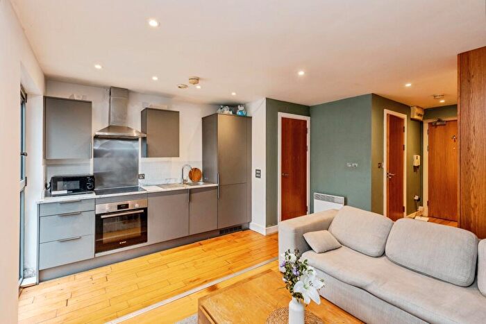 1 Bedroom Flat For Sale In Broad Quay, Bristol, BS1