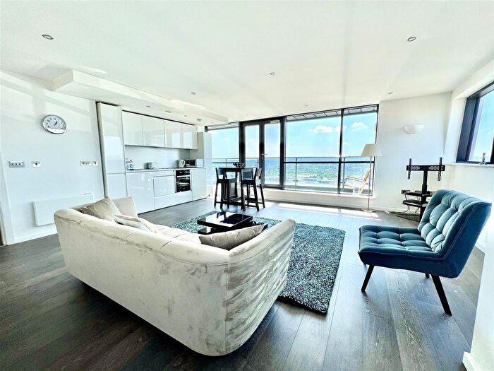 2 Bedroom Flat To Rent In Bridgewater Place, Water Lane, Leeds, LS11