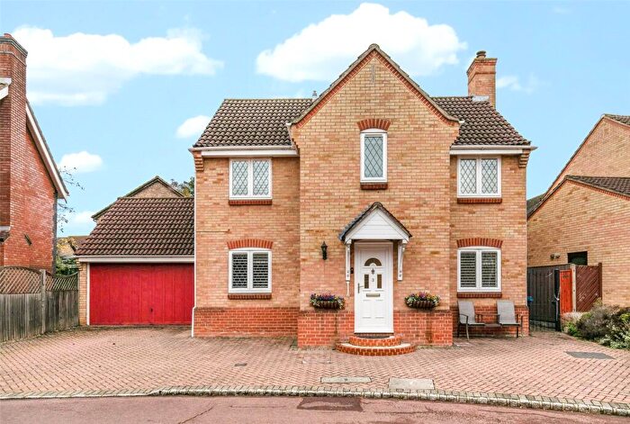 4 Bedroom Detached House For Sale In Northbrook Copse, Forest Park, Bracknell, Berkshire, RG12