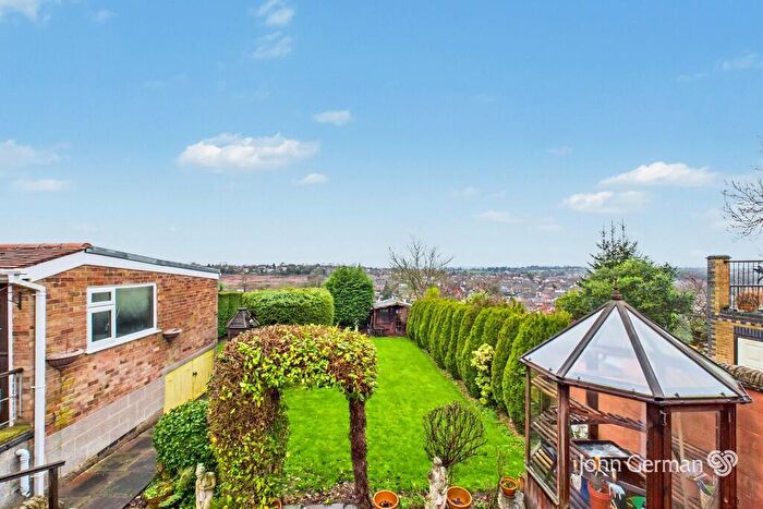 3 Bedroom Detached Bungalow For Sale In Field Lane, Burton-on-Trent, DE13