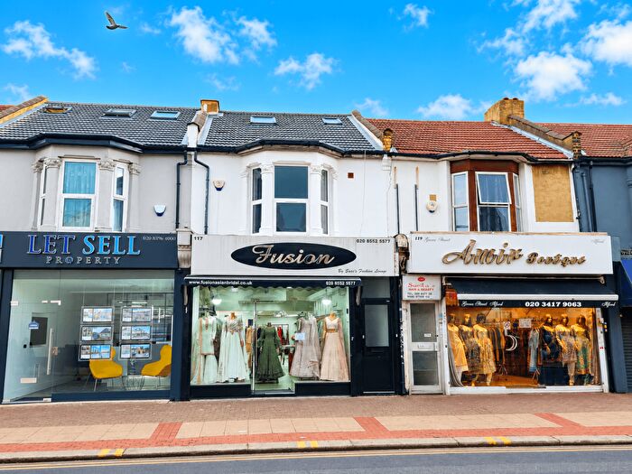 3 Bedroom Flat To Rent In Green Street, London, E7