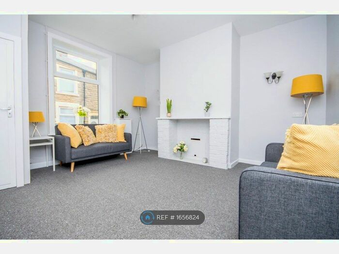 2 Bedroom Terraced House To Rent In Highfield Street, Darwen, BB3
