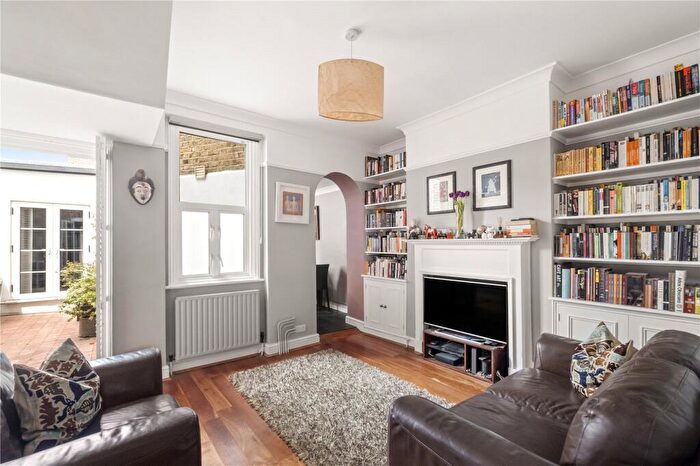 2 Bedroom Property For Sale In Mallinson Road, SW11
