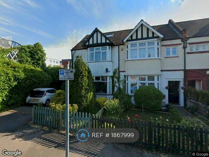 1 Bedroom Flat To Rent In Merton Hall Road, Wimbledon, SW19