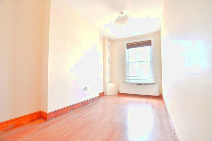 1 Bedroom Flat To Rent In Bethnal Green Road, London, E2