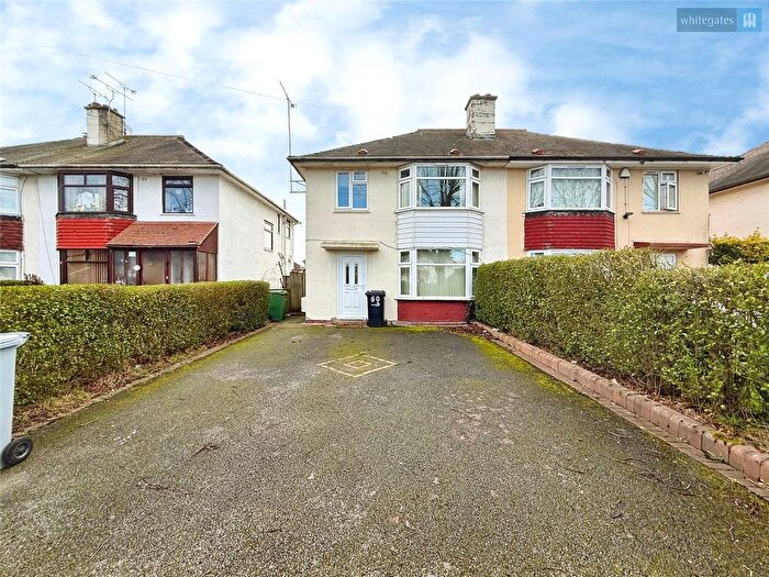 3 Bedroom Semi Detached House For Sale In Lime Tree Avenue, Crewe, Cheshire, CW1