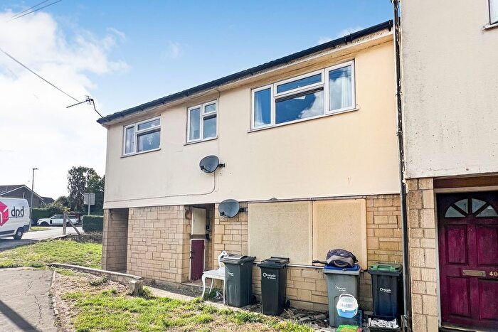 1 Bedroom Flat For Sale In Newnton Grove, Malmesbury, SN16