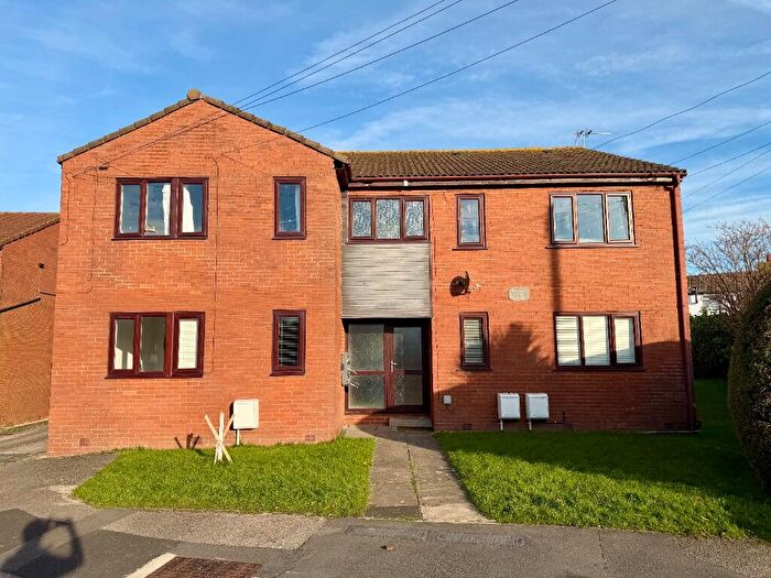 1 Bedroom Flat For Sale In The Conifers, FY6