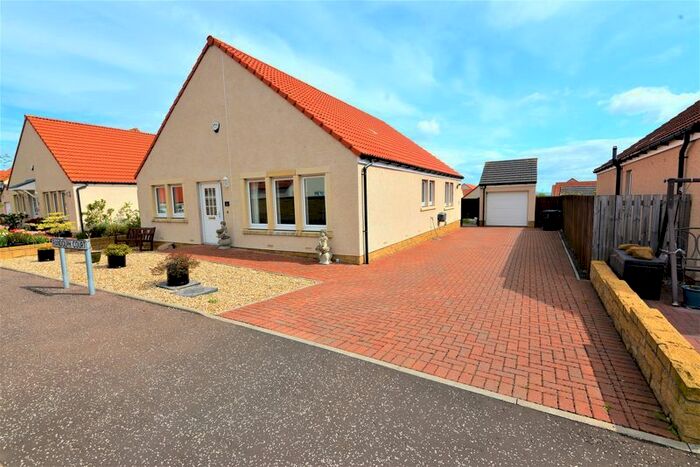 2 Bedroom Bungalow For Sale In Randolph Court, Coaltown Of Wemyss, Kirkcaldy, KY1