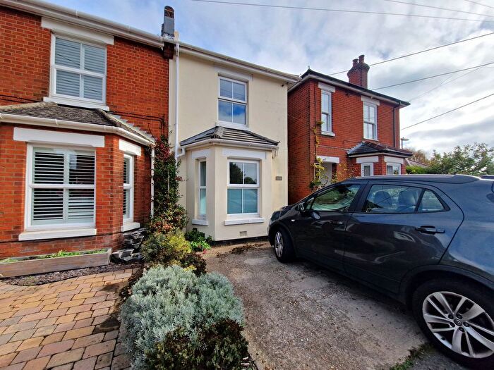 2 Bedroom Semi-Detached House To Rent In Woolston Road, Netley Abbey, SO31