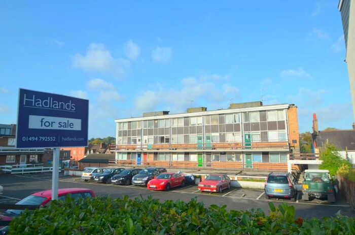 1 Bedroom Apartment To Rent In White Hill Court, Chesham, HP5