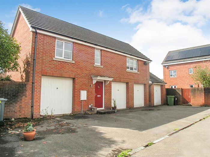 2 Bedroom Maisonette For Sale In Maes Y Lech, Radyr, CF15