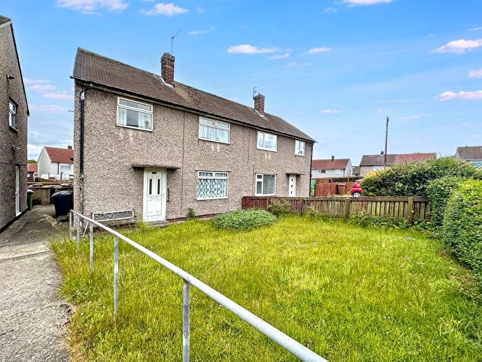 3 Bedroom Semi-Detached House For Sale In Heugh Hill, Springwell, Gateshead, NE9