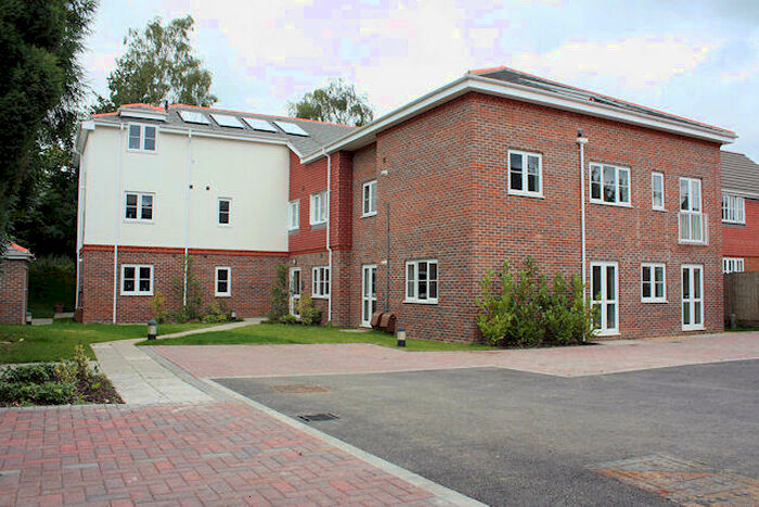 1 Bedroom Flat To Rent In Vale Farm Road, Woking, GU21