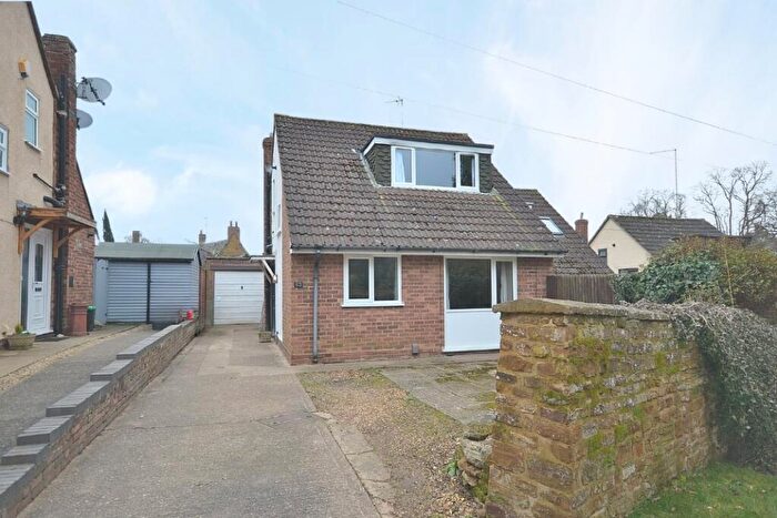 3 Bedroom Semi-Detached House To Rent In Brook Lane, Northampton, NN5
